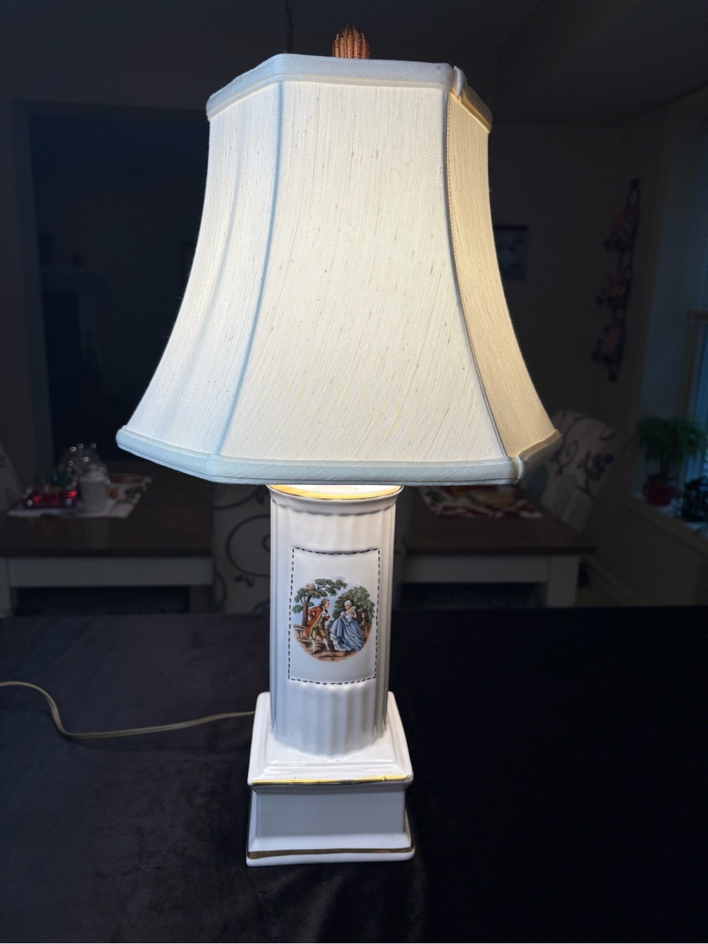 Vintage Porcelain Lamp Classic Pastoral Courting Scene